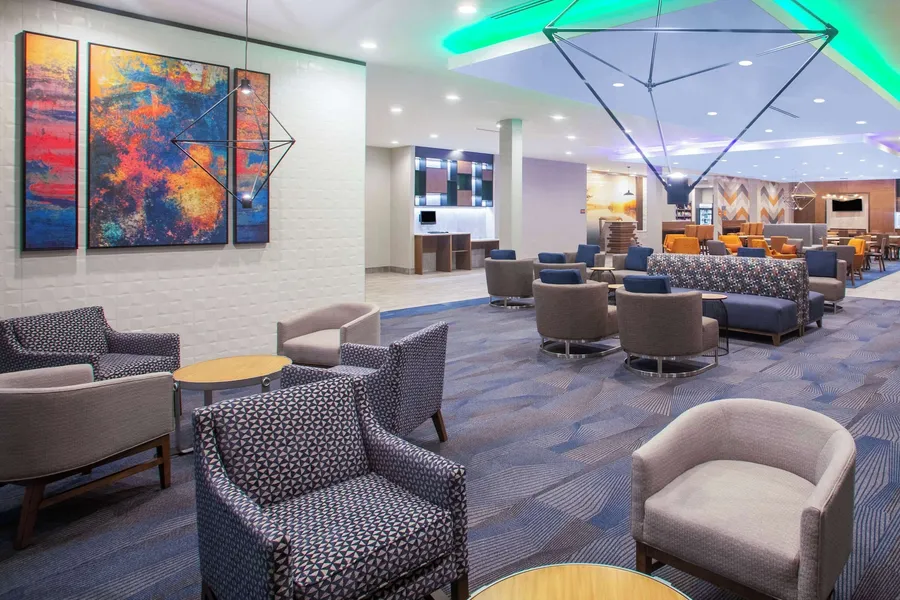 La Quinta Inn & Suites by Wyndham Oxford hotel detail image 6