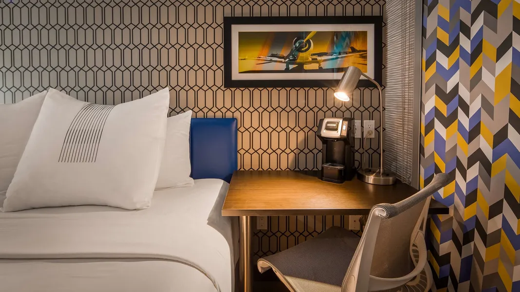 GLō Best Western Brooklyn NYC hotel detail image 6