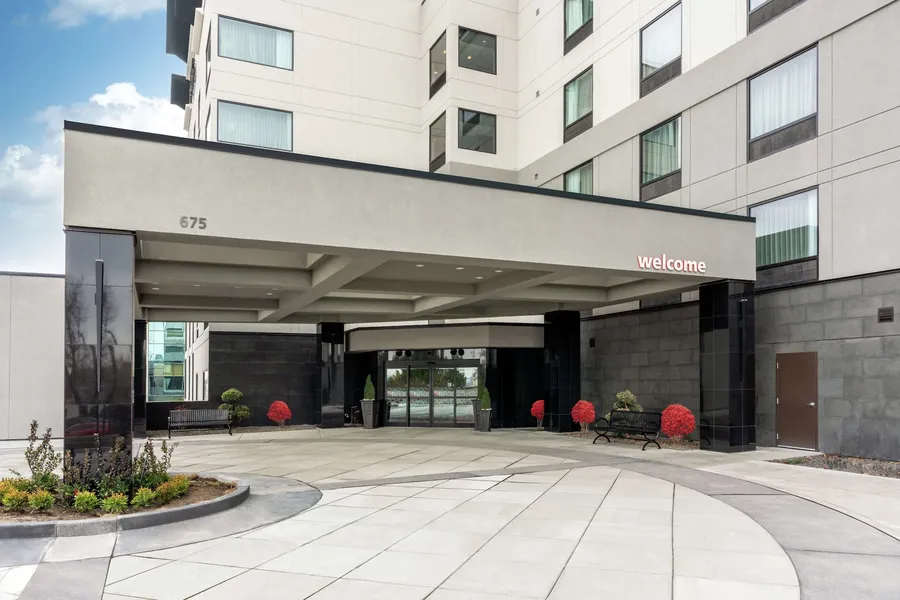Hampton Inn & Suites Spokane Downtown-South hotel detail image 2