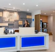 Holiday Inn Express & Suites Chicago O'Hare Airport by IHG hotel detail image 3