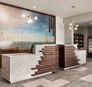 La Quinta Inn & Suites by Wyndham Brunswick/Golden Isles hotel detail image 4