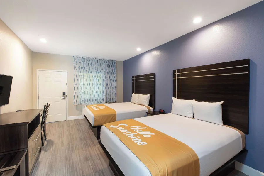 Days Inn & Suites by Wyndham La Porte hotel detail image 6