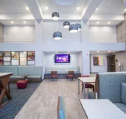 Hampton Inn & Suites North Attleboro hotel detail image 4