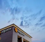 La Quinta Inn & Suites by Wyndham Katy hotel detail image 3