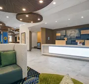 Holiday Inn Express Milwaukee Downtown by IHG hotel detail image 5