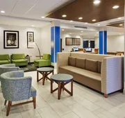 Holiday Inn Express & Suites Fayetteville by IHG hotel detail image 3