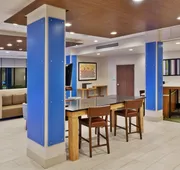 Holiday Inn Express & Suites Fayetteville by IHG hotel detail image 5