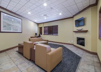 Badlands Inn & Suites hotel thumbnail 2