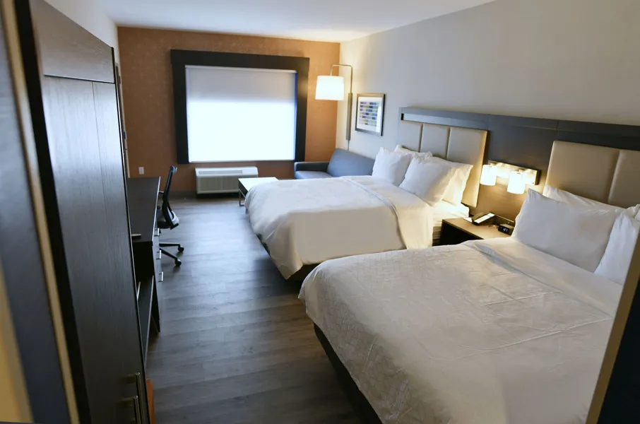 Holiday Inn Express & Suites Jersey City - Holland Tunnel by IHG hotel detail image 6