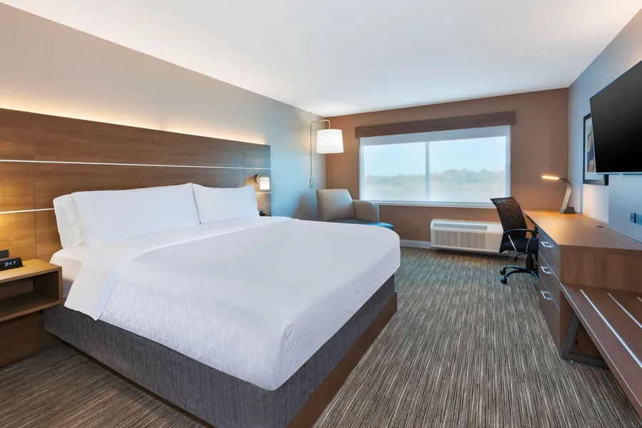 Holiday Inn Express & Suites Cedar Springs – Grand Rapids N by IHG hotel detail image 6