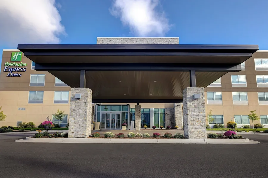 Holiday Inn Express & Suites Grand Rapids South - Wyoming by IHG hotel detail image 2
