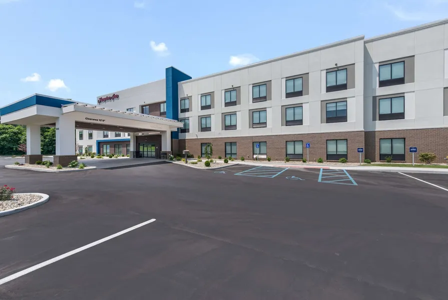 Hampton Inn Niles hotel detail image 2