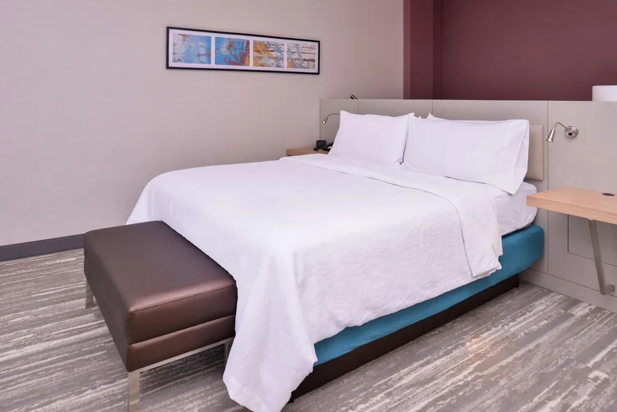 Hilton Garden Inn Kansas City Airport hotel detail image 6