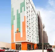 La Quinta Inn and Suites by Wyndham Long Island City hotel detail image 3