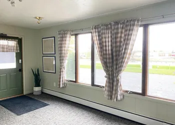 The River Hills Motel - Algoma, WI - Near Door County hotel thumbnail 4