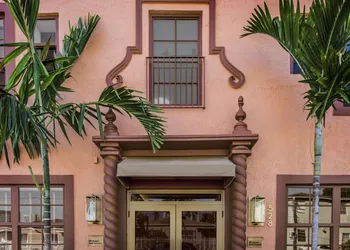 Life House Little Havana hotel thumbnail 4
