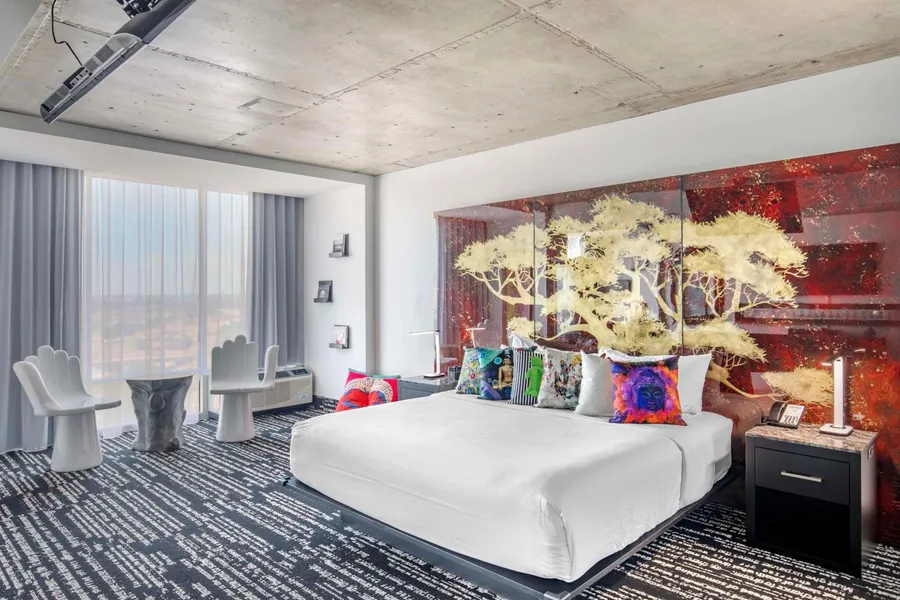 Lorenzo Hotel Dallas, Tapestry Collection by Hilton hotel detail image 2