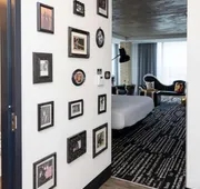 Lorenzo Hotel Dallas, Tapestry Collection by Hilton hotel detail image 7