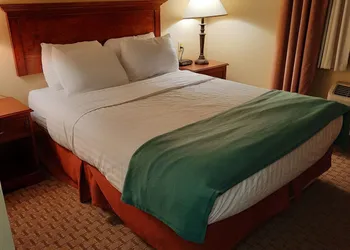 Horse Creek Inn hotel thumbnail 6