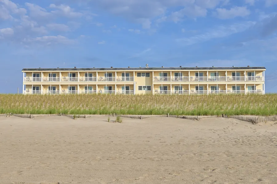 Drifting Sands Oceanfront Hotel hotel detail image 2