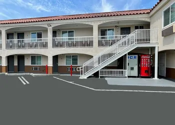 Diamond INN hotel thumbnail 5