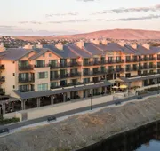 The Lodge at Columbia Point hotel detail image 3