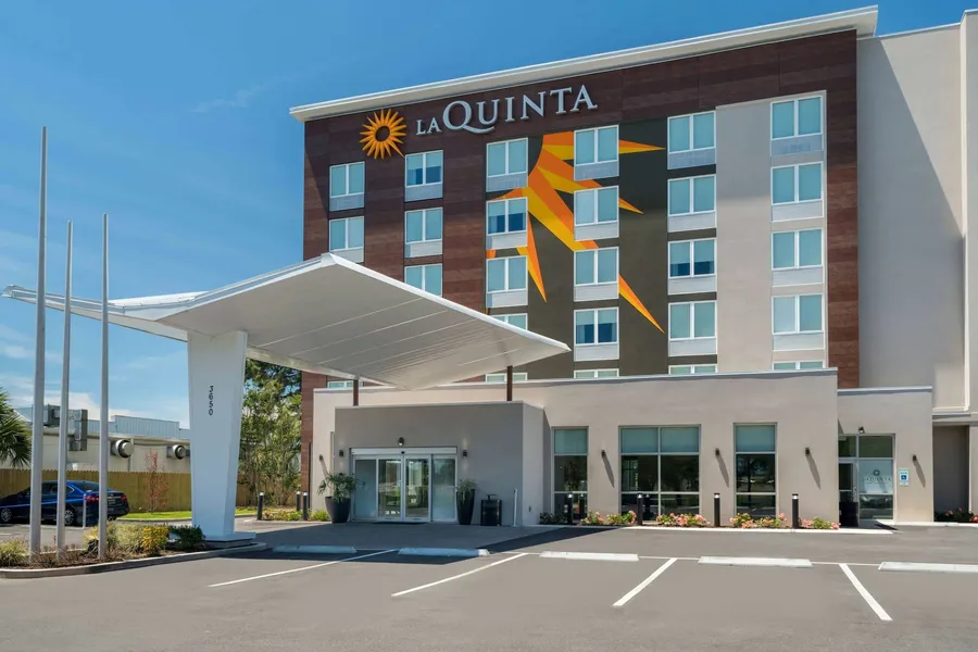 La Quinta Inn & Suites by Wyndham Mobile hotel detail image 6