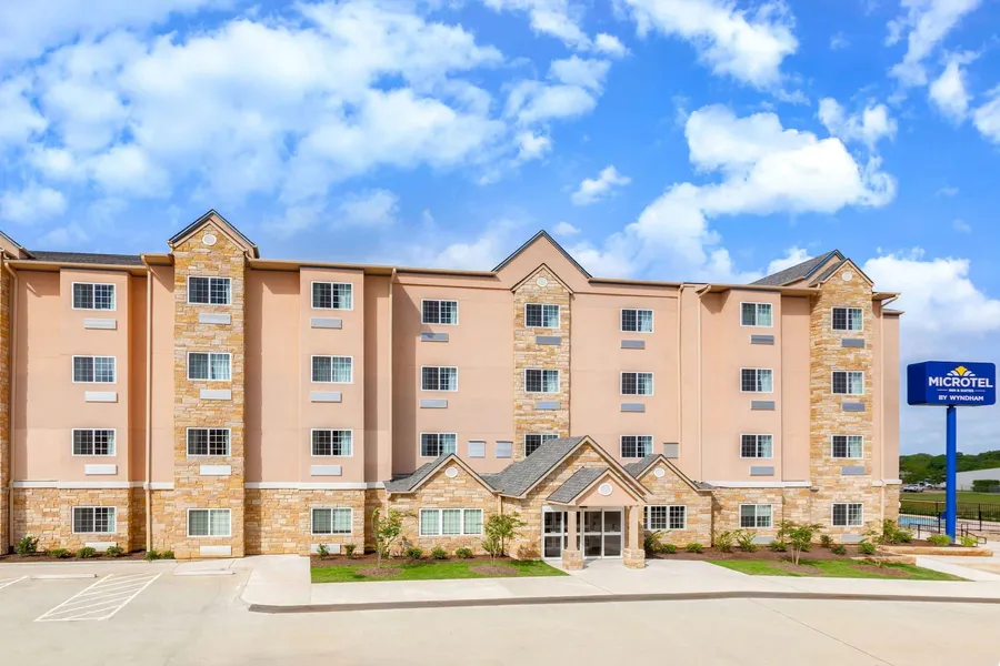 Microtel Inn & Suites by Wyndham College Station hotel detail image 2