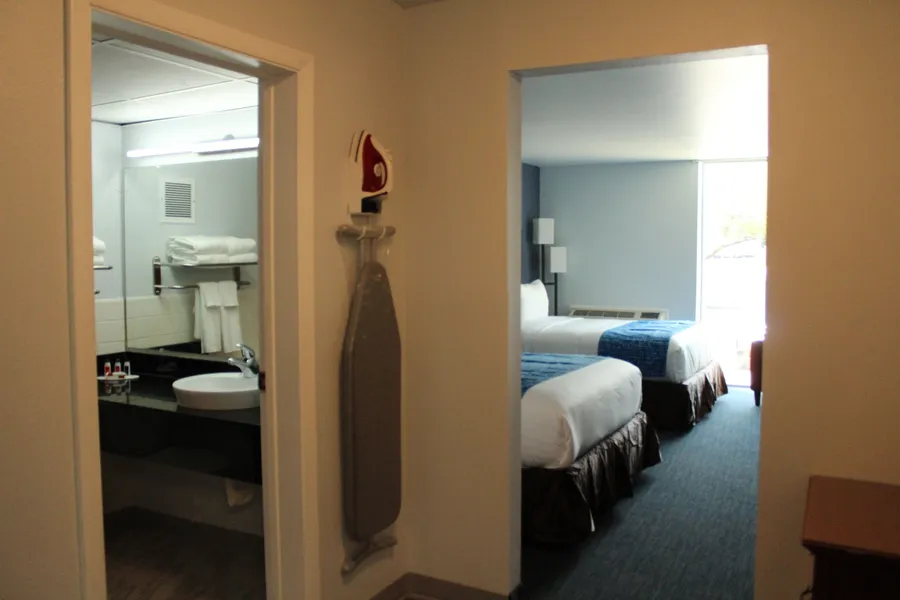 Travelodge by Wyndham Water’s Edge Hotel - Racine hotel detail image 6