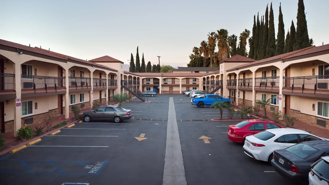 Travelodge Inn & Suites by Wyndham West Covina hotel detail image 2