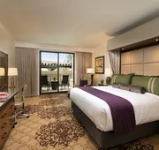 Grand Reserve at The Meritage hotel detail image 7