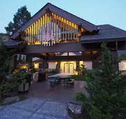 Redwood Garden Inn hotel detail image 3