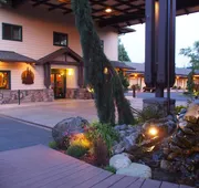 Redwood Garden Inn hotel detail image 4