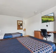 Economy Lodge hotel detail image 5