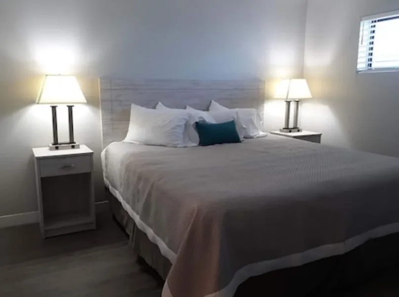 Surf Suites hotel detail image 6