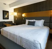 Executive Residency by Best Western Calgary City View North hotel detail image 4