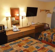Burnsville Inn & Suites hotel detail image 7