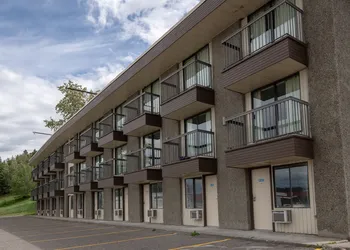 North Star Inn & Suites hotel thumbnail 3