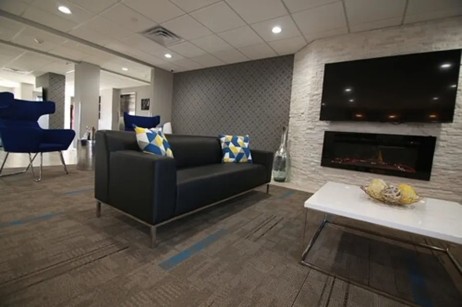 Home Inn and Suites hotel detail image 6