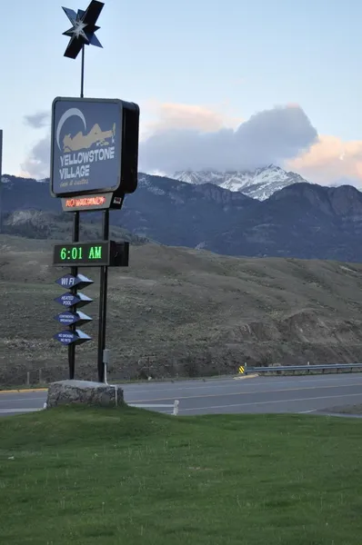 Yellowstone Village Inn and Suites hotel detail image 6