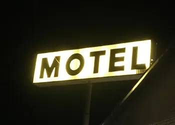 Antler Motel hotel thumbnail 3