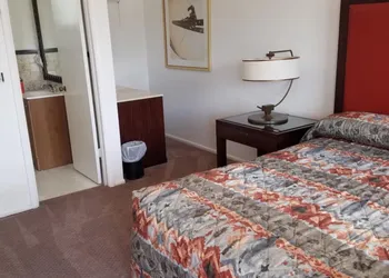 Antler Motel hotel thumbnail 6