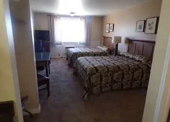 Antler Motel hotel thumbnail 7