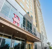 Blossom Hotel Houston, Curio Collection by Hilton hotel detail image 5