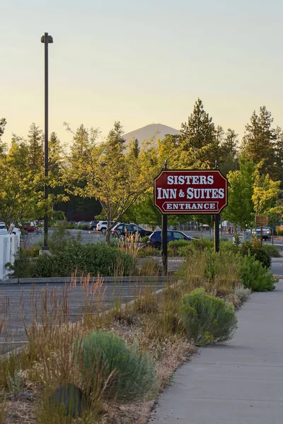 Sisters Inn And Suites hotel detail image 2