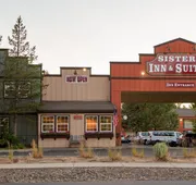 Sisters Inn And Suites hotel detail image 4