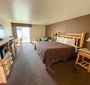 Sisters Inn And Suites hotel detail image 7