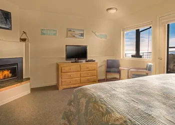 Inn Of The Lost Coast hotel thumbnail 7