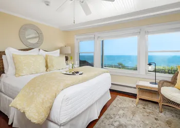 Inn on the Sound hotel thumbnail 8