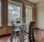Luxury Downtown Dallas Stay by Amyfinehouse hotel detail image 7